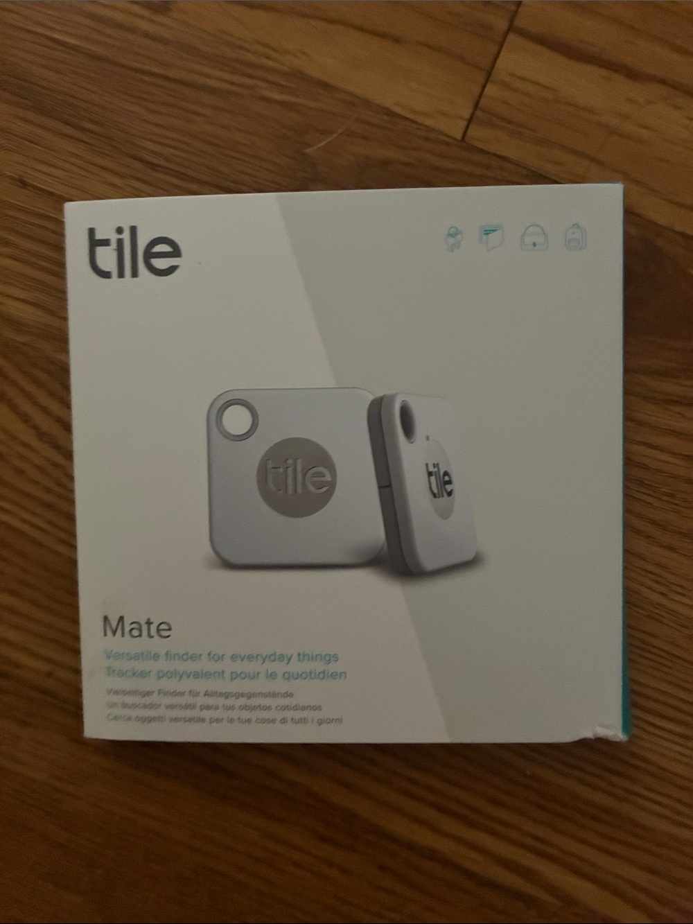 NEW Apple Tile Mate White and Silver GPS tracker never used killer deal